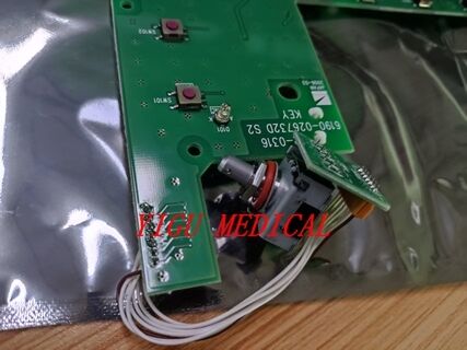 NIHON KOHDEN TEC-5521 Defibrillator  Keypad UR-0316 Keypoard With Knot In Good Condition